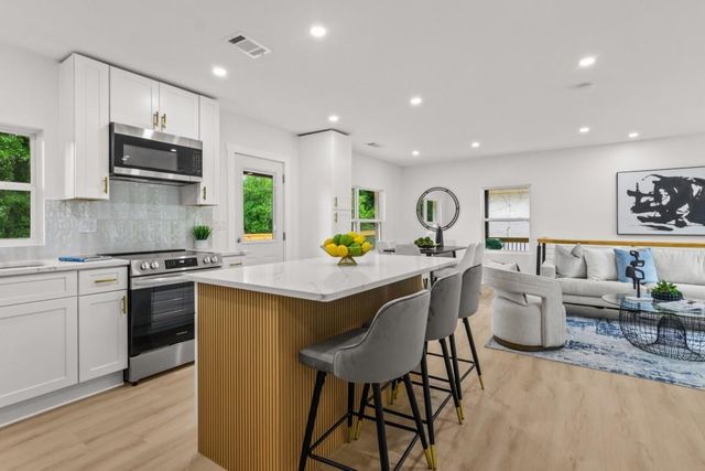 1776 Valencia Road, Decatur, GA 30032