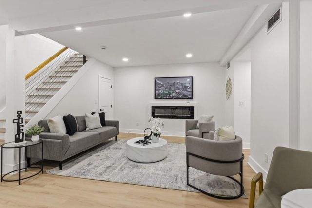 1776 Valencia Road, Decatur, GA 30032