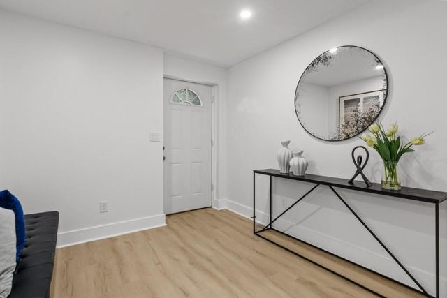 1776 Valencia Road, Decatur, GA 30032