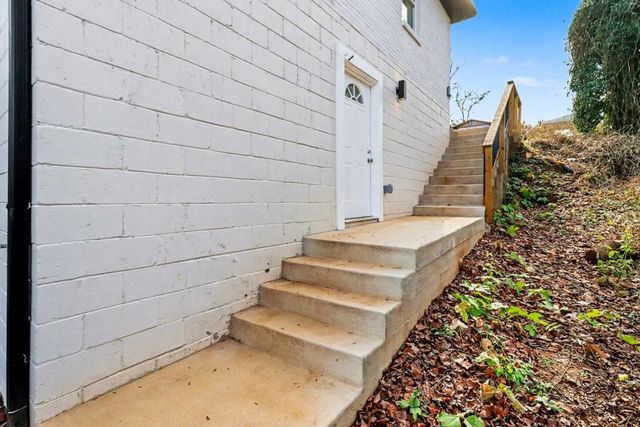 1776 Valencia Road, Decatur, GA 30032