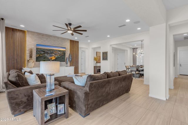 22449 E Pegasus Parkway, Queen Creek, AZ 85142