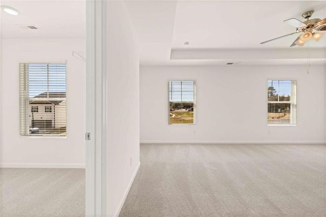 11989 Aukerman Way, Hampton, GA 30228