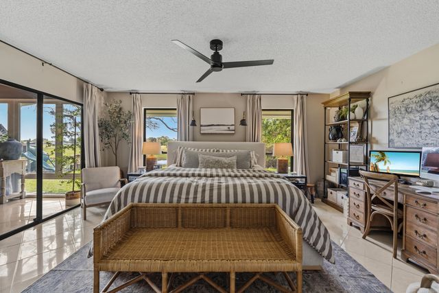 8015 SE Trenton Avenue, Hobe Sound, FL 33455