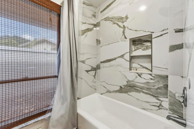 8015 SE Trenton Avenue, Hobe Sound, FL 33455