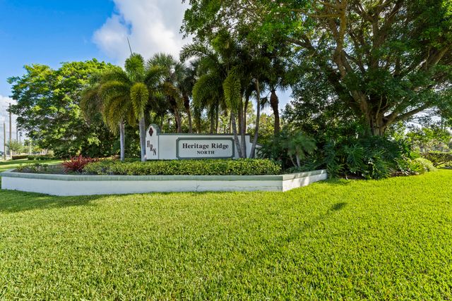 8015 SE Trenton Avenue, Hobe Sound, FL 33455