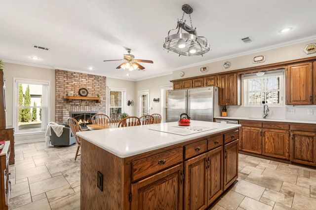 466 Buffalo Court, Livingston, TX 77351