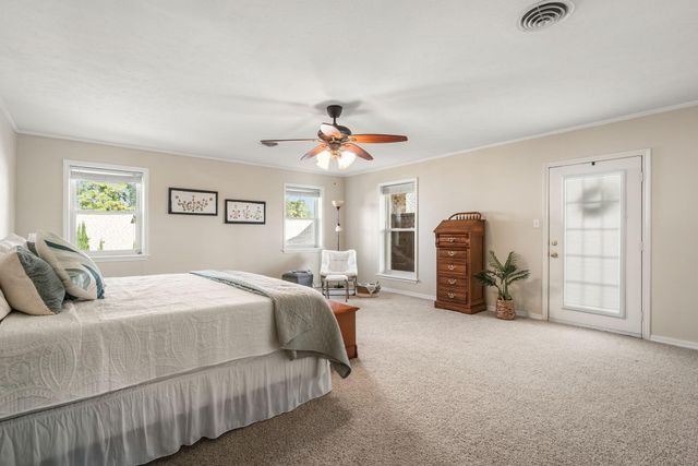 466 Buffalo Court, Livingston, TX 77351