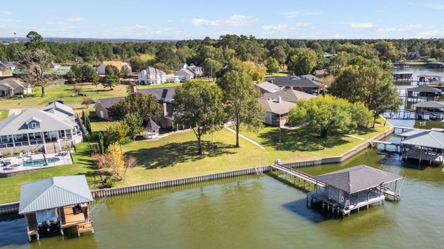 466 Buffalo Court, Livingston, TX 77351