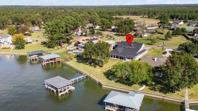 466 Buffalo Court, Livingston, TX 77351