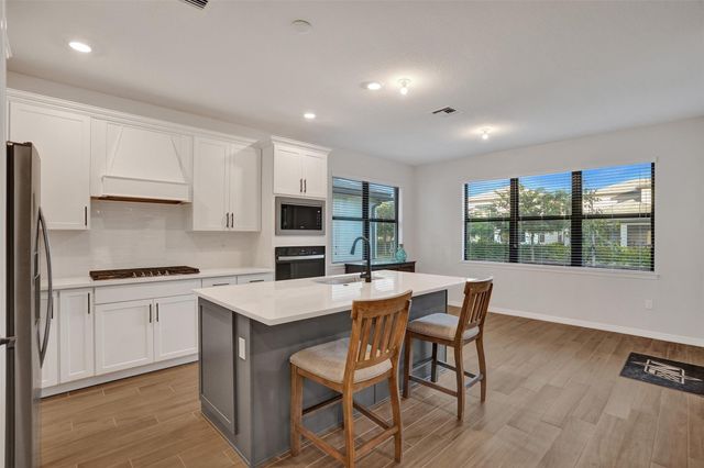 4422 S Silverwood Lane, Fort Lauderdale, FL 33309