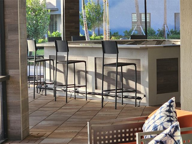 4422 S Silverwood Lane, Fort Lauderdale, FL 33309