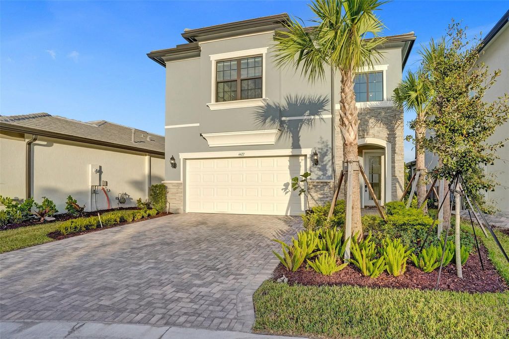 4422 S Silverwood Lane, Fort Lauderdale, FL 33309