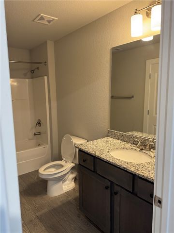 1501-1503 Purple Finch Street, Centerton, AR 72719