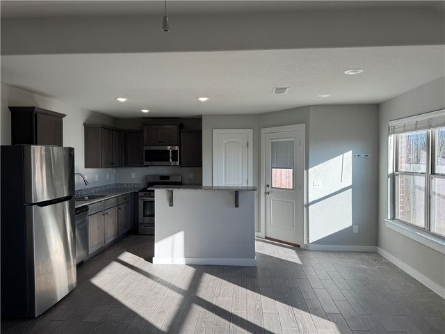 1501-1503 Purple Finch Street, Centerton, AR 72719