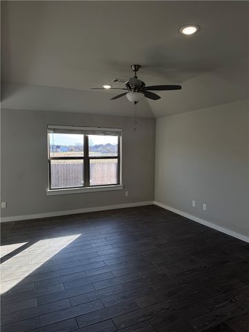 1501-1503 Purple Finch Street, Centerton, AR 72719