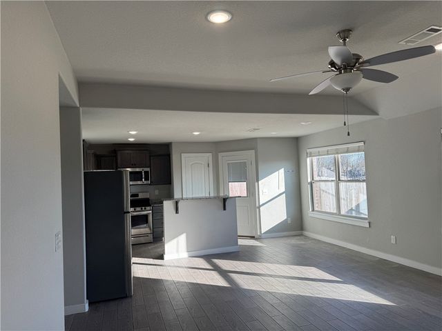 1501-1503 Purple Finch Street, Centerton, AR 72719