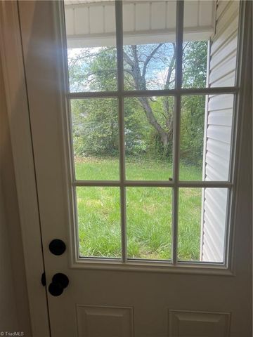 316 Solitude Lane, Winston-salem, NC 27104