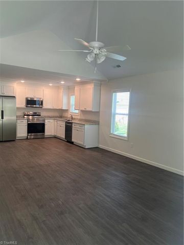 316 Solitude Lane, Winston-salem, NC 27104