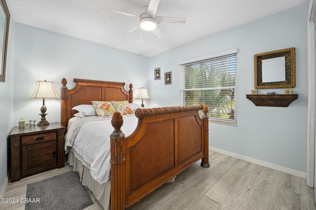 41 Laurel Oaks Circle, Ormond Beach, FL 32174