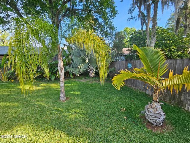 41 Laurel Oaks Circle, Ormond Beach, FL 32174