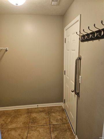 801 Criterion Way, Evansville, IN 47711
