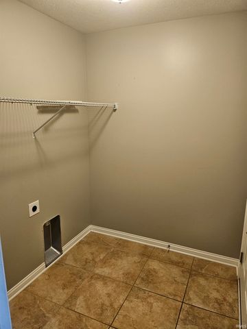 801 Criterion Way, Evansville, IN 47711