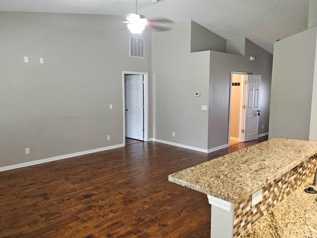 801 Criterion Way, Evansville, IN 47711
