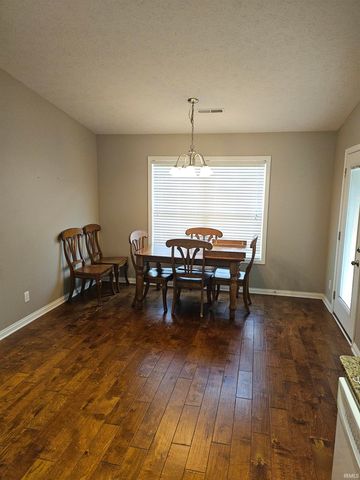 801 Criterion Way, Evansville, IN 47711