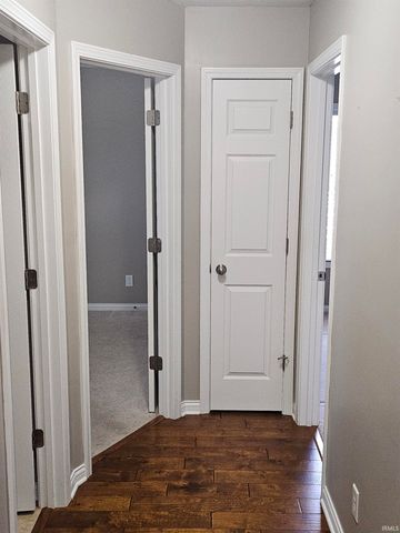 801 Criterion Way, Evansville, IN 47711