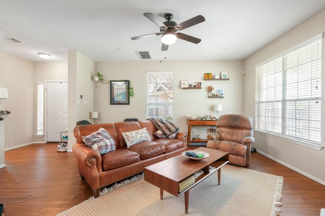 1900 Scofield Ridge PKWY 1203, Austin, TX 78727
