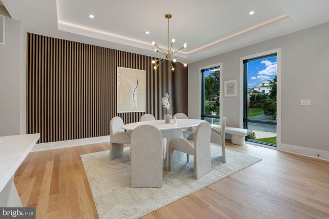 2202 GRAYSON PL, Falls Church, VA 22043