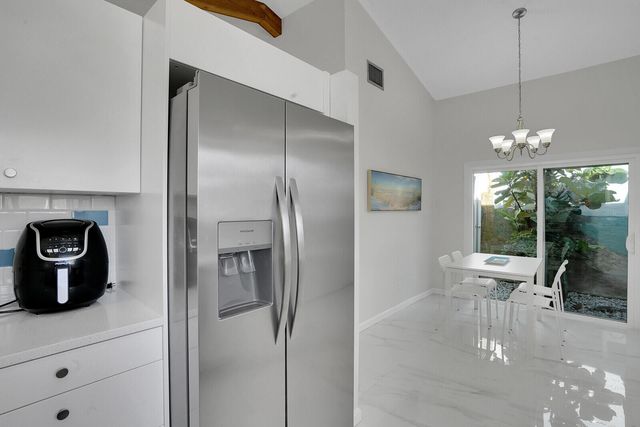 1080 NW 20th Avenue, Delray Beach, FL 33445