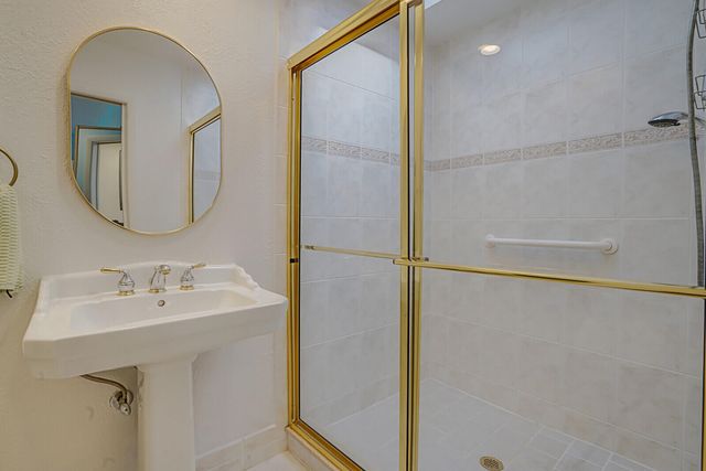 1080 NW 20th Avenue, Delray Beach, FL 33445