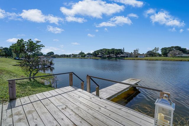 1080 NW 20th Avenue, Delray Beach, FL 33445