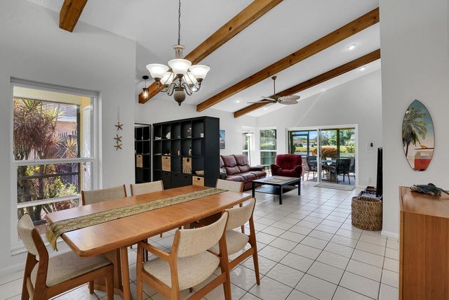 1080 NW 20th Avenue, Delray Beach, FL 33445