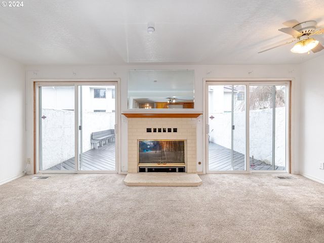 3242 Ne 29TH St, Gresham, OR 97030