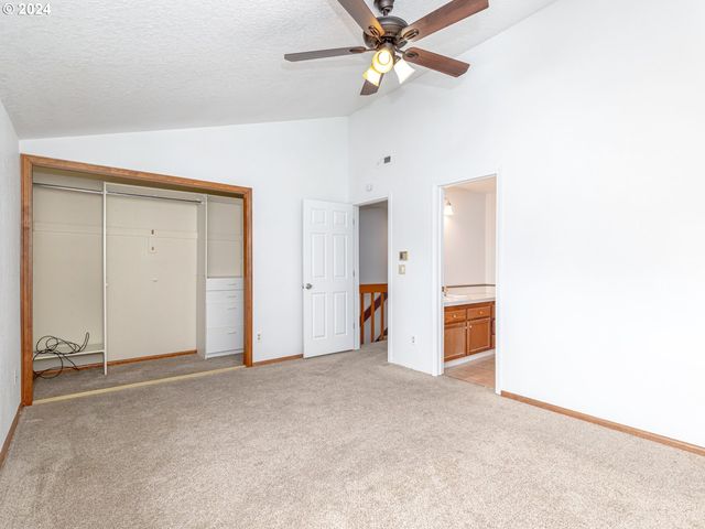 3242 Ne 29TH St, Gresham, OR 97030