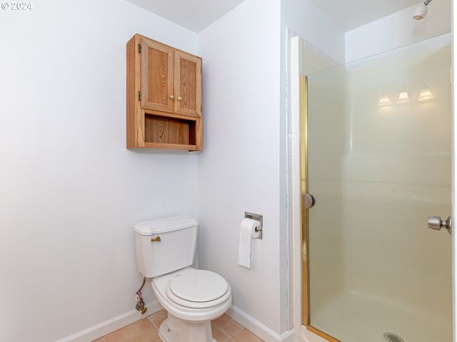 3242 Ne 29TH St, Gresham, OR 97030