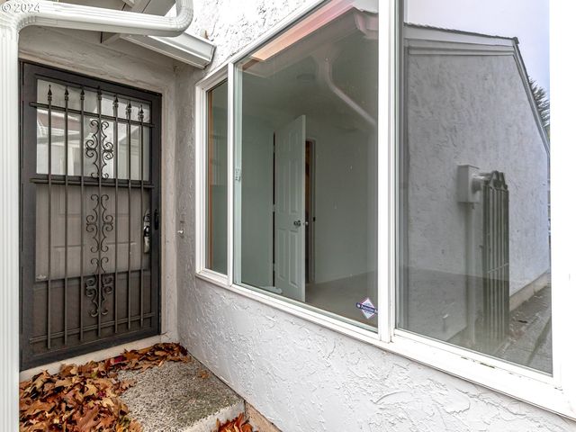 3242 Ne 29TH St, Gresham, OR 97030
