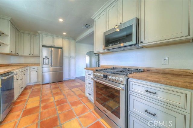 41358 Johnston, Hemet, CA 92544