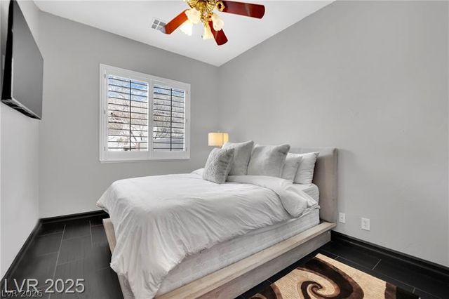 1012 Granger Farm Way, Las Vegas, NV 89145