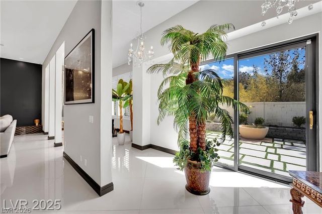 1012 Granger Farm Way, Las Vegas, NV 89145
