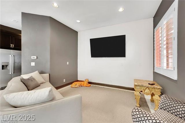 1012 Granger Farm Way, Las Vegas, NV 89145