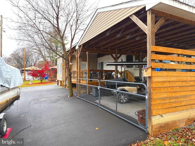 BLOCK 59 LOT 9 & 10 JOLLYWOOD ROAD, Falling Waters, WV 25419