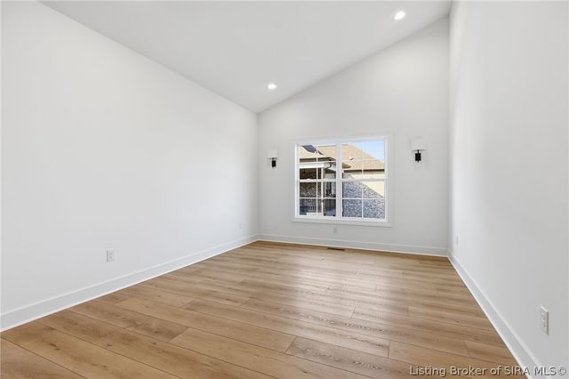 120 Spangler Place, Jeffersonville, IN 47130