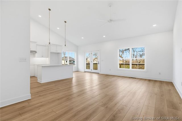 120 Spangler Place, Jeffersonville, IN 47130