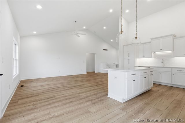 120 Spangler Place, Jeffersonville, IN 47130