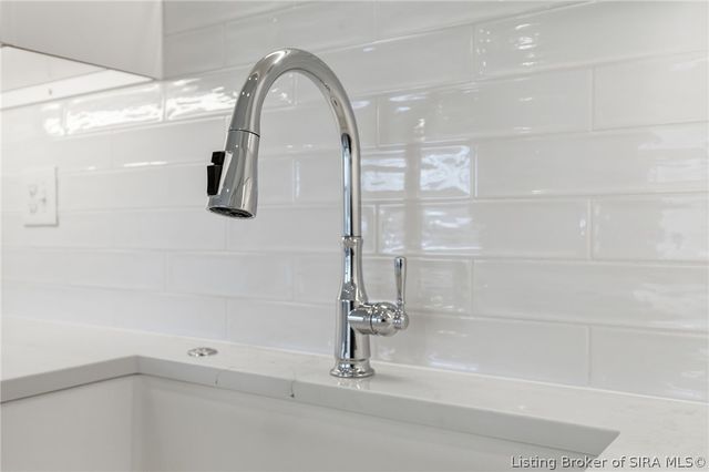 120 Spangler Place, Jeffersonville, IN 47130