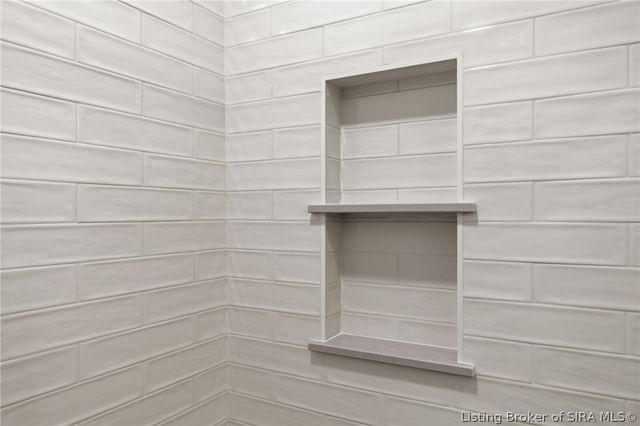 120 Spangler Place, Jeffersonville, IN 47130