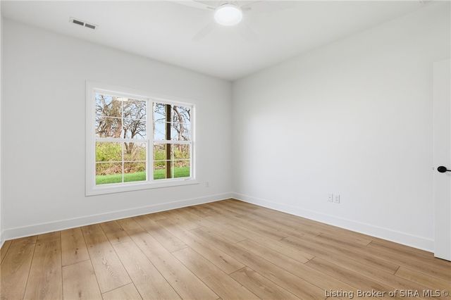 120 Spangler Place, Jeffersonville, IN 47130